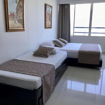 Comodo Apartaestudio, En Sector El Laguito Apartamento Cartagena
