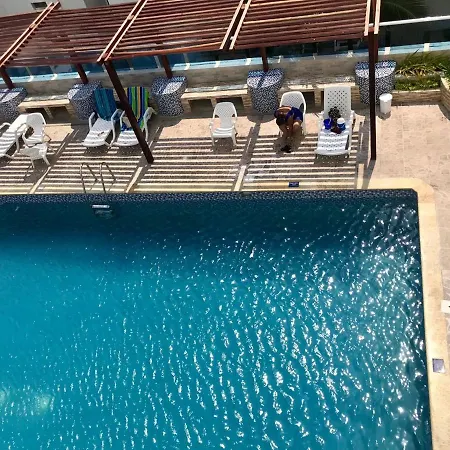 Apartamento Comodo Apartaestudio, En Sector El Laguito *