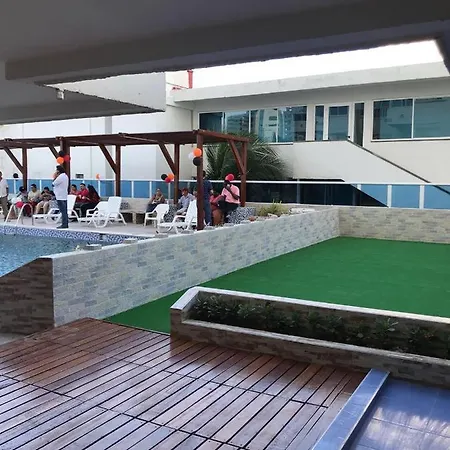 Apartamento Comodo Apartaestudio, En Sector El Laguito Cartagena