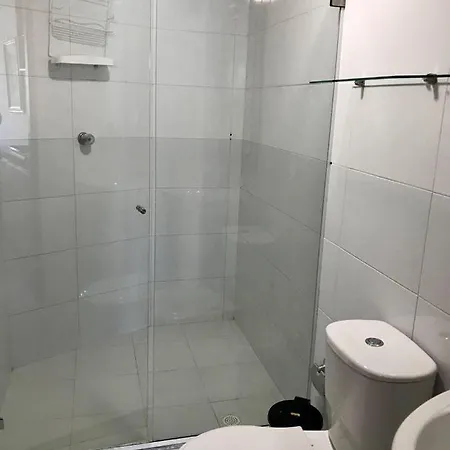 Apartamento Comodo Apartaestudio, En Sector El Laguito